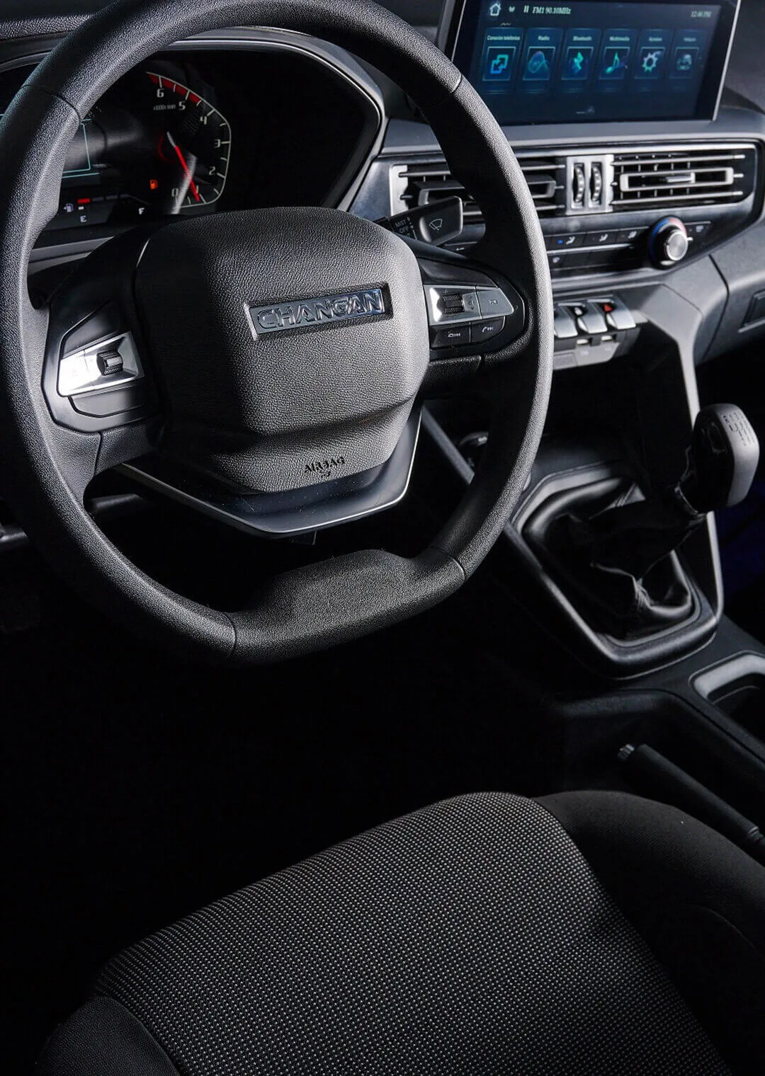 Hunter-Changan-interior-GM-2
